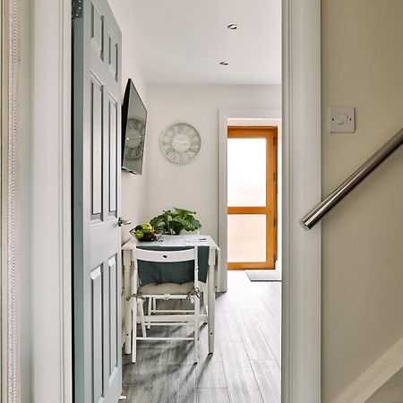Family Town House Villa Belfast Exterior photo